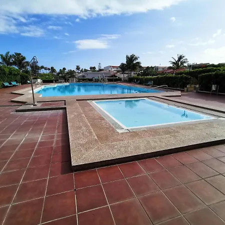 Semesterbostad Bungalow Solycan 35 With Hot Tub By Pride Properties Gc San Bartolomé